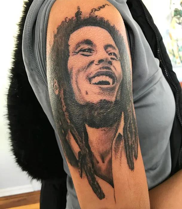 Silver Lining Tattoo Studio 6