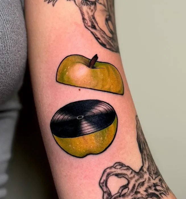 Dark Renditions Tattoo and Body Piercing 1