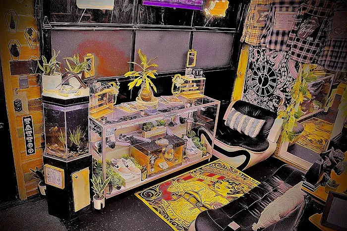 Krew Ink Tattoo Studio 6
