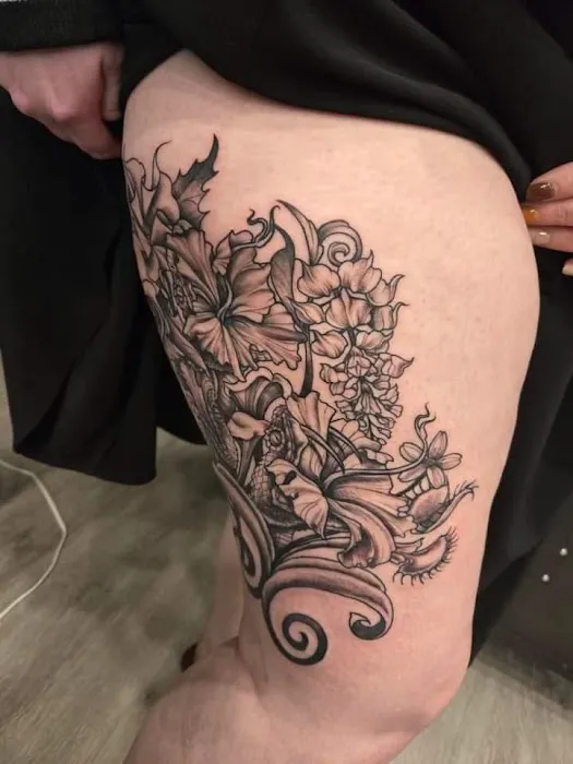 Bird Bones Tattoo Studio 5