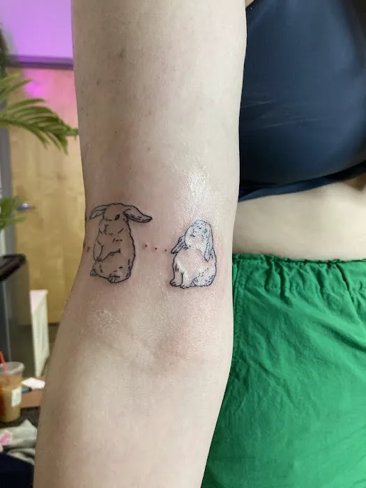 Fine Line Tattoo Studio 1