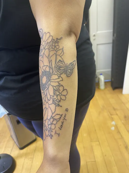 The Raven’s Hallow Tattoo llc 6