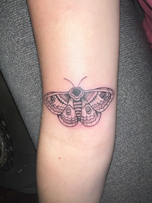 The Raven’s Hallow Tattoo llc 7