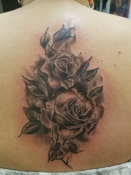 DC Tattoos & Art Studio 3