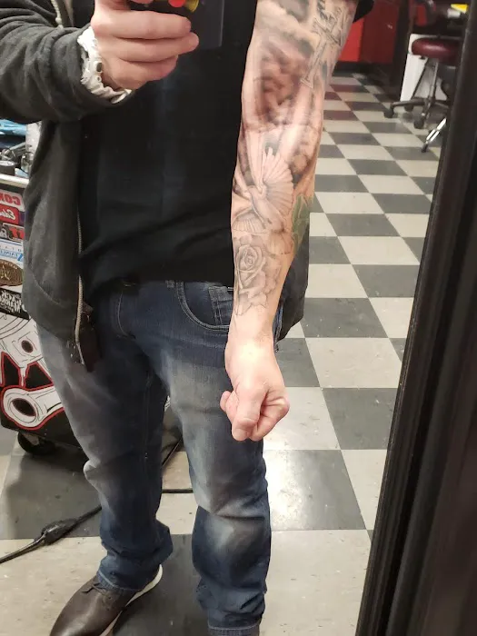 Lucky DeVille Tattoo Co. 0