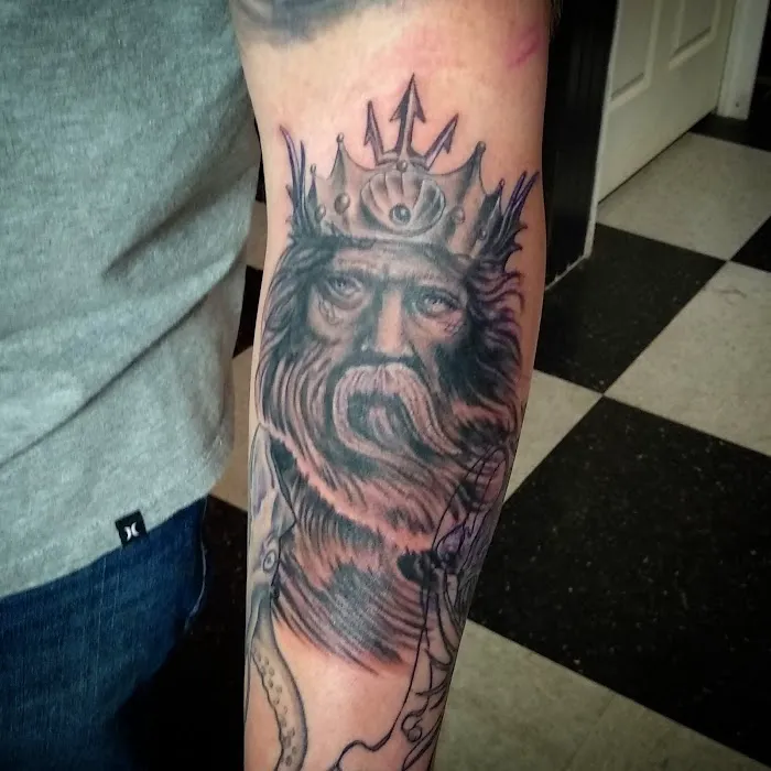 Primitive Addiction Tattoo Studio 5