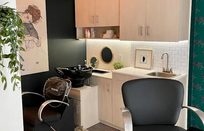 MY SALON Suite 0
