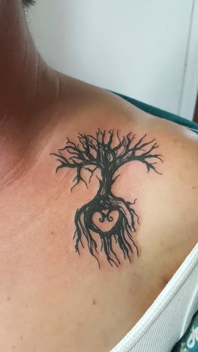 Matthew's Party Tattoo And Body Piercing 0