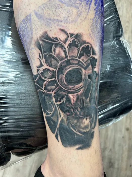Black Kraft Tattoo Company 4