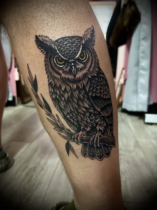 Alibi Tattoo & Piercing 2