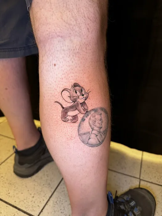 Koko's Tattoo & Piercing 8