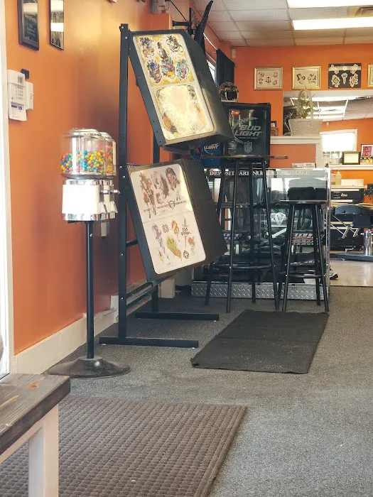Almost Famous Tattoo & Piercings 6