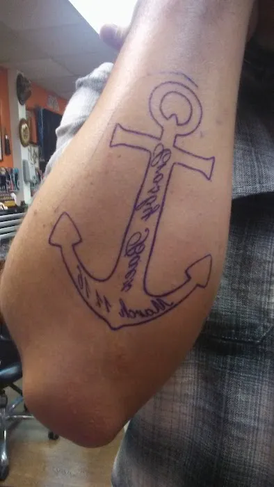 Almost Famous Tattoo & Piercings 8