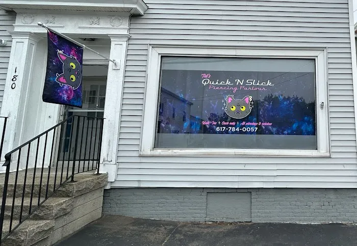 Tat’s Quick ‘N Slick Piercing Parlour 5