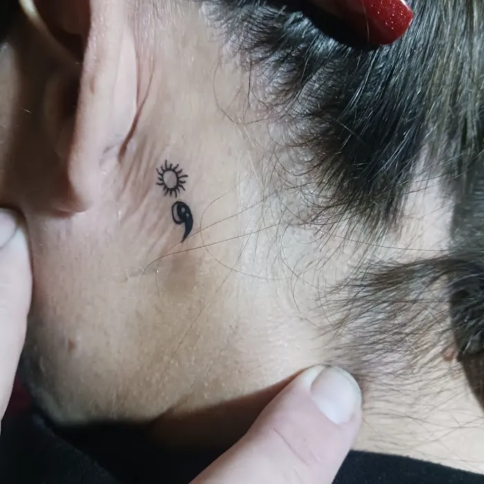 Keepsake Custom Tattoo & Body Piercing 3