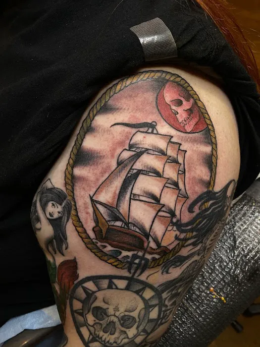 The Emerald Rose Tattoo and Fine Arts 0