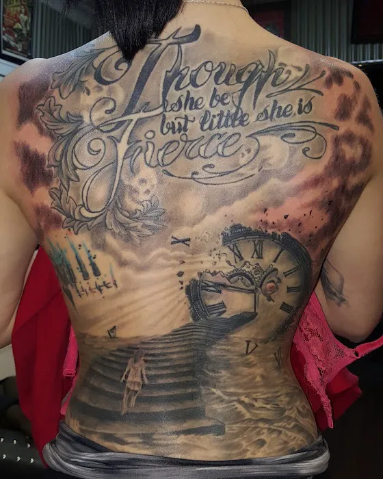 Carl's Tattooing 8