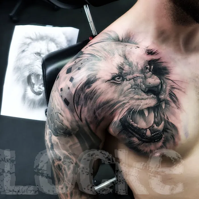 Locke Studios Tattoo and Piercing 8
