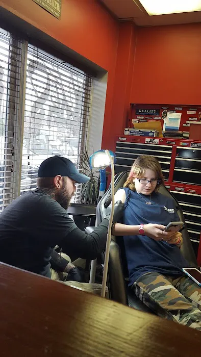 InkSlingrz Professional Tattoos and Body Piercing 8