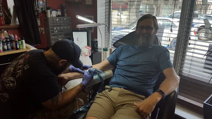 InkSlingrz Professional Tattoos and Body Piercing 5