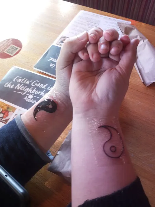 InkSlingrz Professional Tattoos and Body Piercing 1