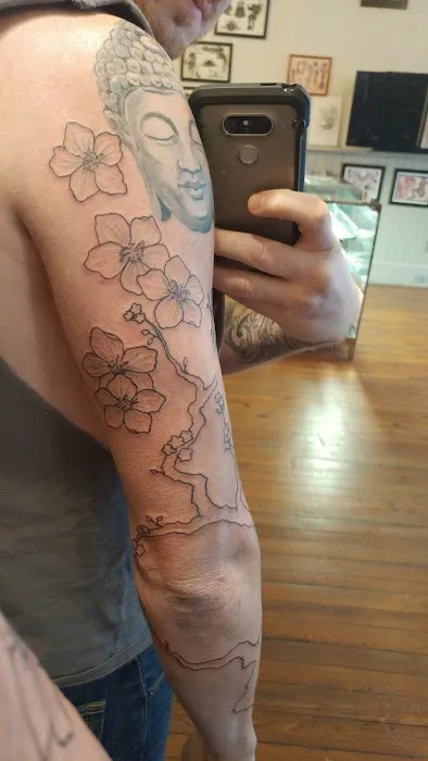 Temple Art Tattoo Studio 3