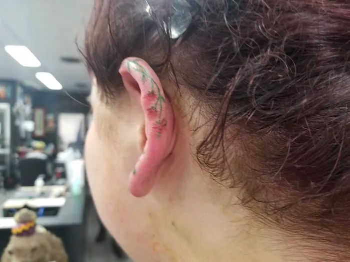 Stained & Adorned tattoos and body piercing 8