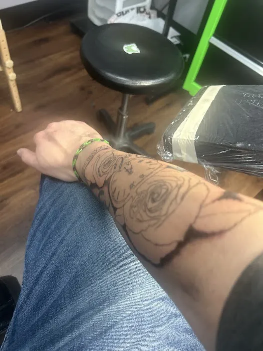 Stained & Adorned tattoos and body piercing 1