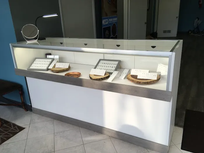 Meraki piercing studio 2