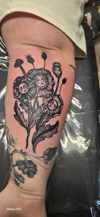 Painted Ivy Tattoo 4