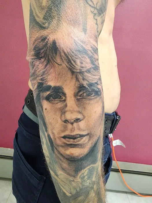 Painted Ivy Tattoo 7