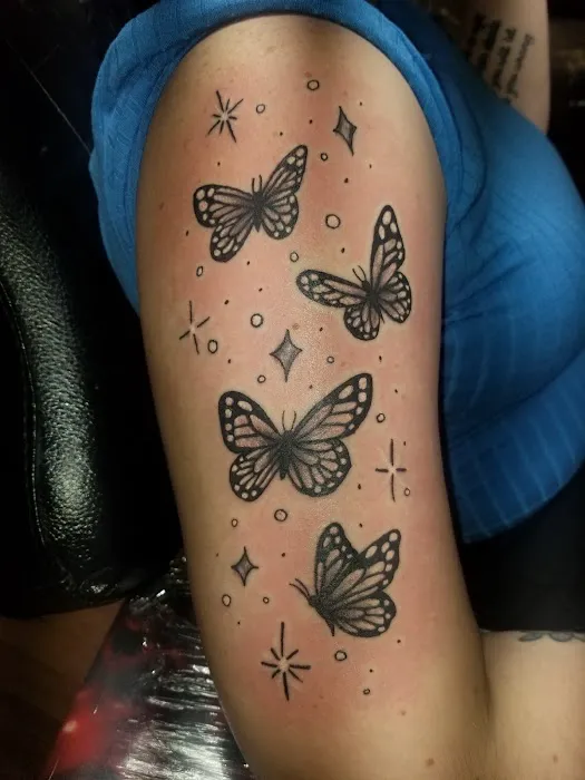 Scotty Rock's Ink Slingers Tattoo Studio 5