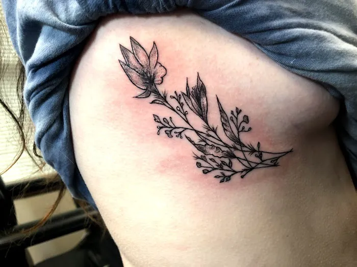 Mystic Tattoo and Body Piercing 6