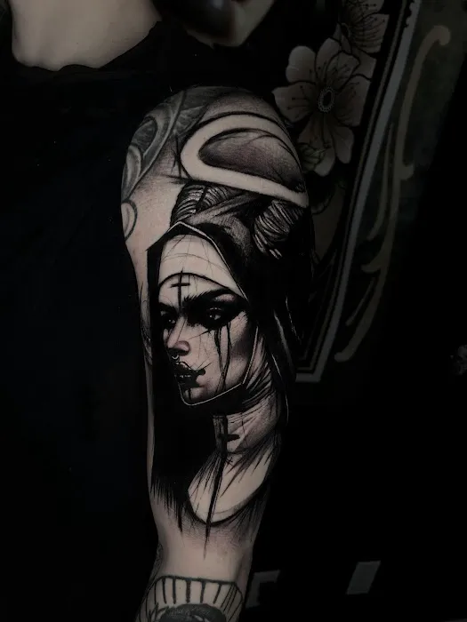 Be You Tattoo & Art Studio 6