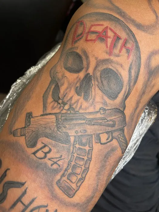 Holyfield Tattoo Studio 5