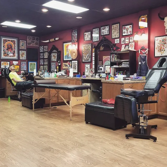 Black Diamond Tattoo Studios 2