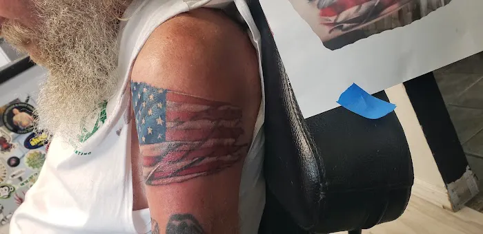 Artistik Tat2 and Body Piercing 6