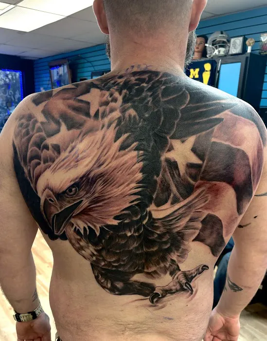 2720 Tattoo and Piercing 8