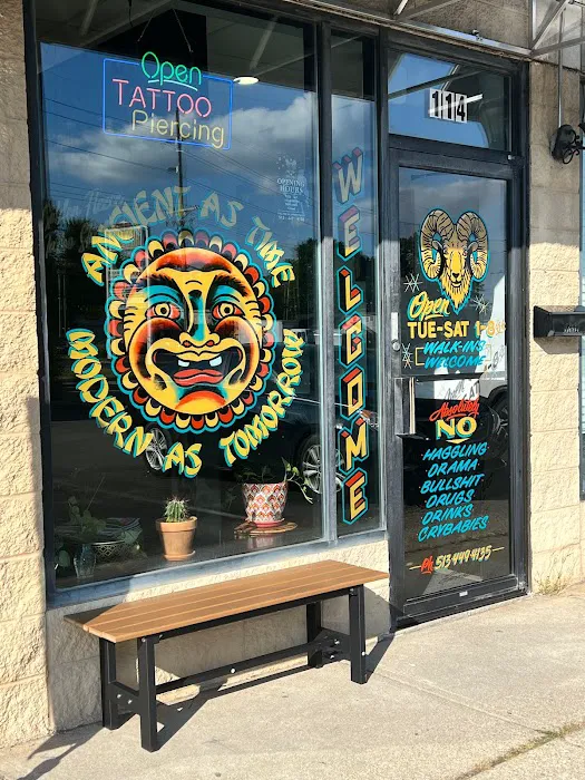 Golden Fleece Tattoo Studio 0