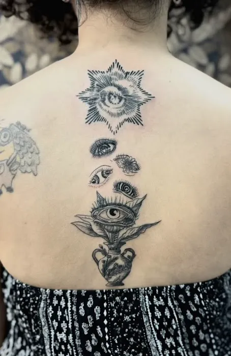 Tiny Trace Studio - Tattoos 9