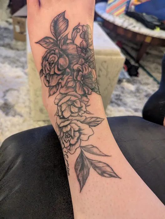The Poker's Club Tattoo Studio 2