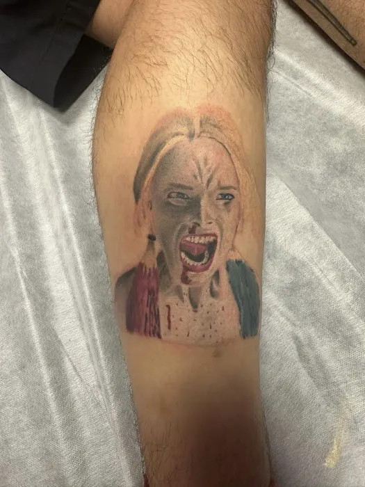 Old Hearts Tattoo and Arts 4