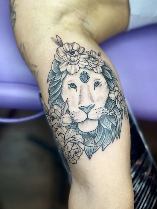 Sacred Soul Tattoo Studio 4