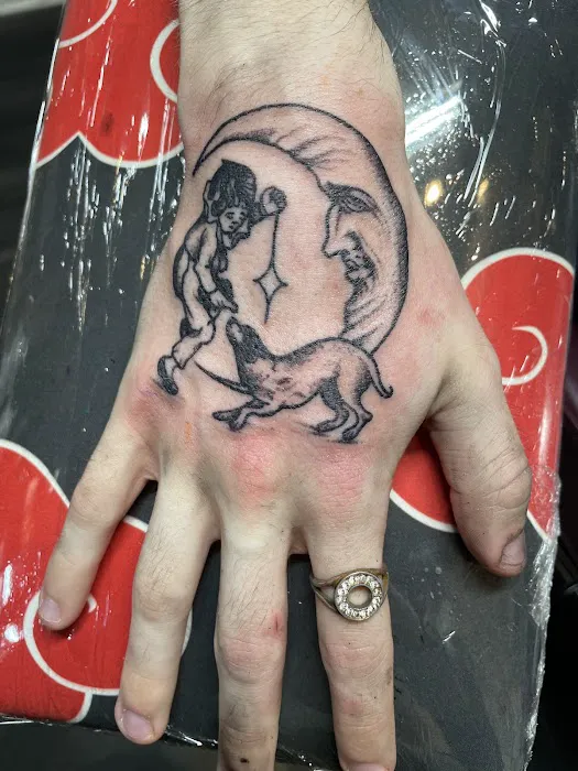 Seven Devils Tattoo Studio 0