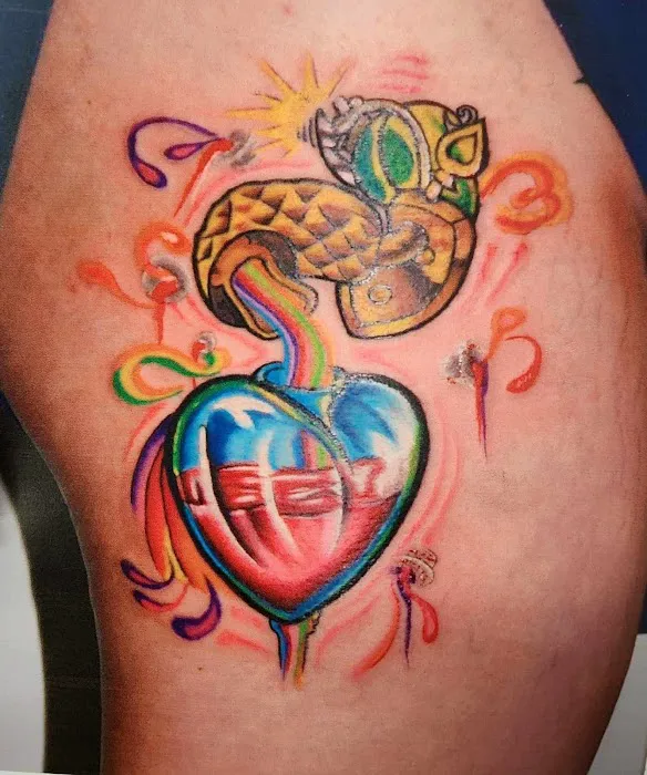 Iron Cutter Tattoo & Piercings 8