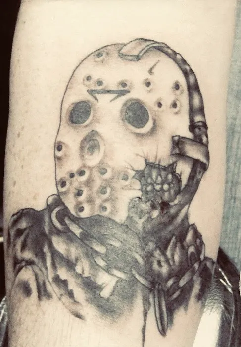 Iron Cutter Tattoo & Piercings 7