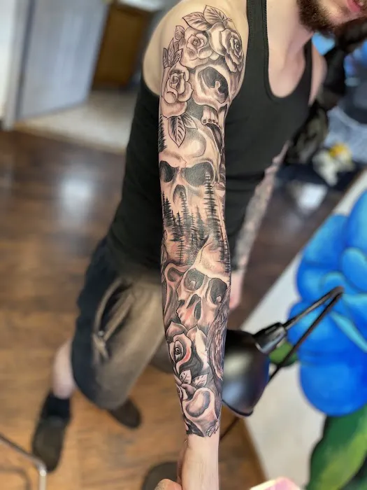 T.R.A.P. Ink Tattoos and Piercings 7
