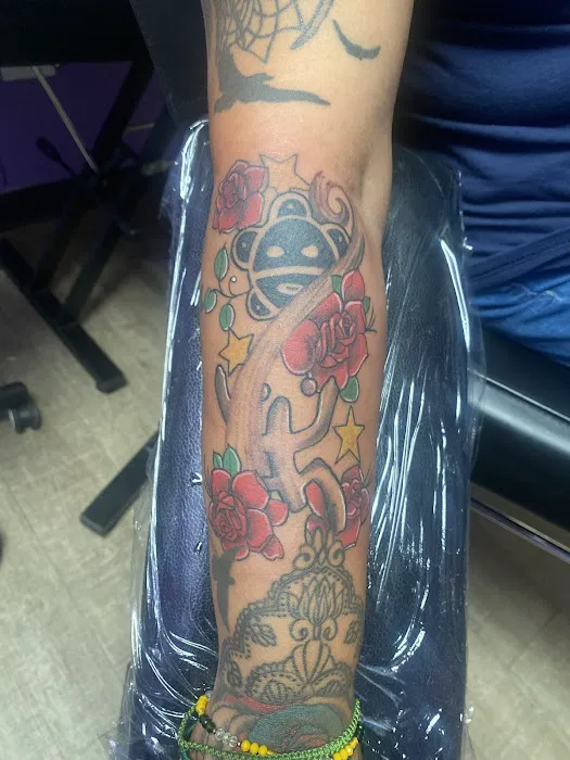 Sacred ink tattoo studio 5