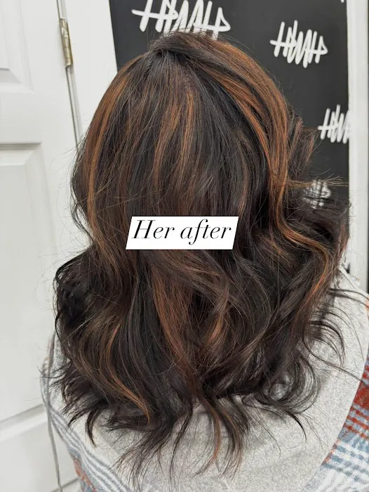 High Maintenance Habits Salon & Lounge 3