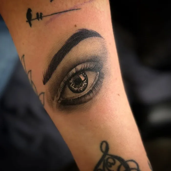 Brickhouse Ink 6